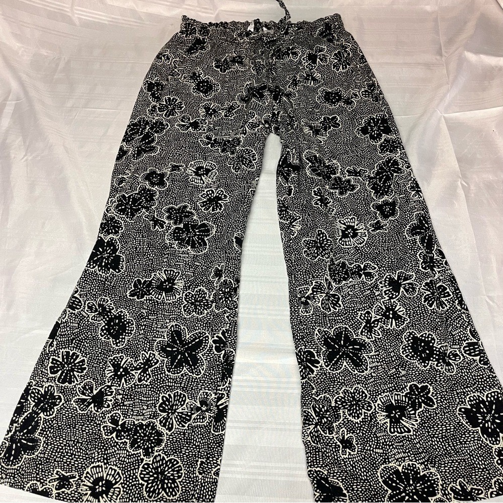 Floral Black and White Linen Blend Wide Leg Flowy Pants Medium Resort Holiday
